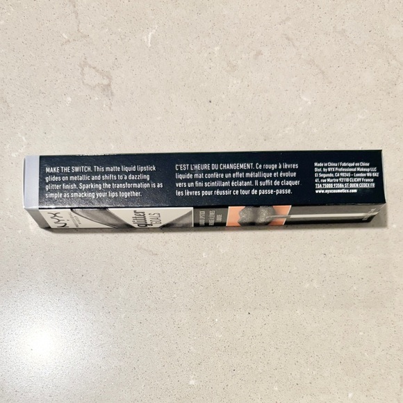 NYX Alienated Glitter Goals Liquid Lipstick Silver Metallic NEW - Picture 5 of 5